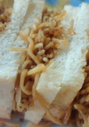 手作りフランス食パンで焼きそばサンド-レシピのメイン写真