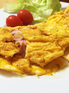 ふわとろ♡ハムとチーズのオムレツ♡-レシピのメイン写真