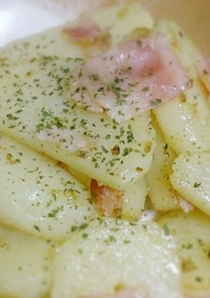 ☻じゃがいもとベーコンのガーリック炒め☻-レシピのメイン写真