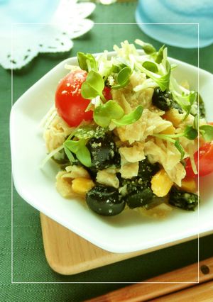 湯葉＊わかめ＊黒豆の胡麻酢味噌和え-レシピのメイン写真
