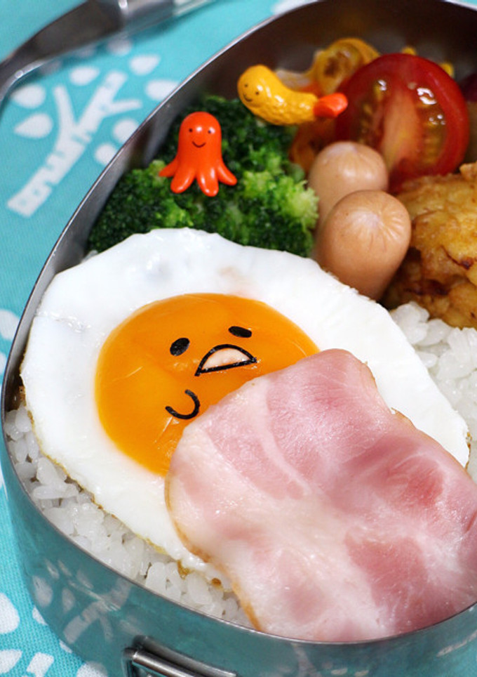 目玉焼きを簡単かわいく♪ぐでたまキャラ弁-レシピのメイン写真