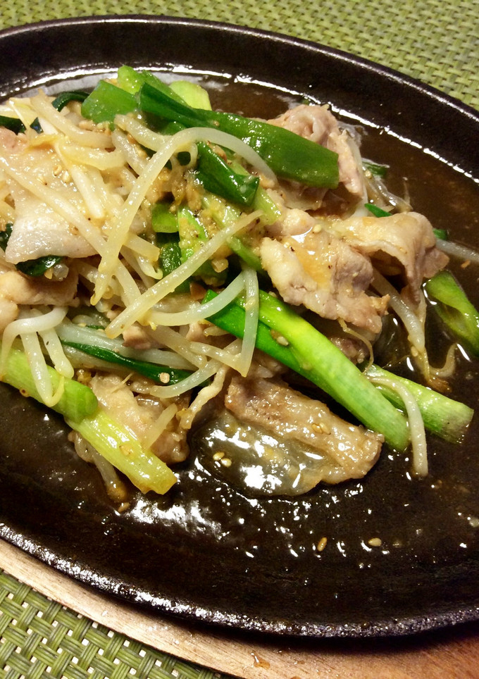 豚ばらとわけぎともやしの炒め物-レシピのメイン写真
