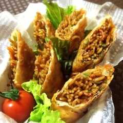 รูปของ 焼きそば春巻きランチボックス