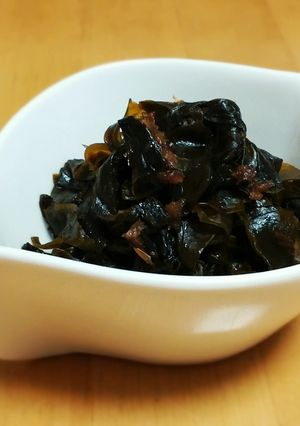 ご飯がすすむ☆ワカメと鰹節の佃煮-レシピのメイン写真