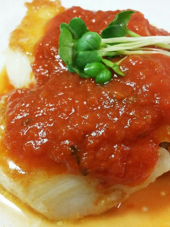 カレイのムニエル 簡単トマトソースがけ-レシピのメイン写真