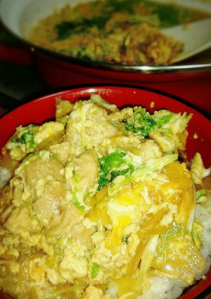 大人数でも大丈夫！平鍋で親子丼-レシピのメイン写真