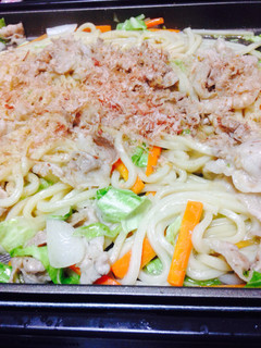 簡単過ぎるホットプレート焼うどん-レシピのメイン写真