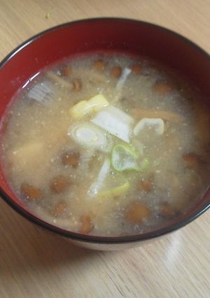 温まるよ!なめこのお味噌汁♪-レシピのメイン写真