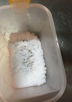 固まった塩がサラサラに！-レシピのメイン写真