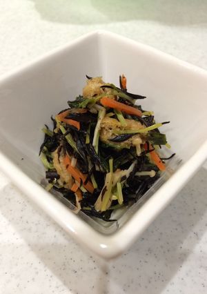 お弁当にも♫野菜が沢山☆生ひじき煮物-レシピのメイン写真