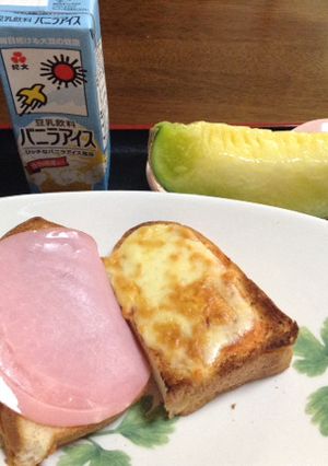 朝ご飯に！ハムチーズトースト-レシピのメイン写真