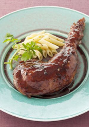 鶏もも肉のスパイシー煮込み ペンネ添え-レシピのメイン写真