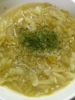 簡単 キャベツたっぷり コンソメ煮込み!-レシピのメイン写真