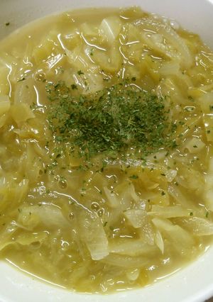 簡単　キャベツたっぷり　コンソメ煮込み！-レシピのメイン写真