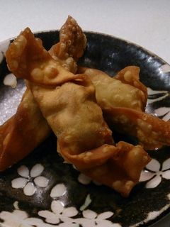 ワンタンの皮deさつまいもパリパリ揚げ♪-レシピのメイン写真