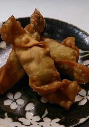ワンタンの皮deさつまいもパリパリ揚げ♪-レシピのメイン写真