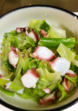 春キャベツとタコの塩麹和え-レシピのメイン写真