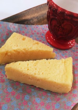 材料4つ☆カルピスでヨーグルトケーキ-レシピのメイン写真