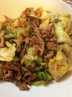 牛肉とレタスのオイスターマヨ炒め♡-レシピのメイン写真