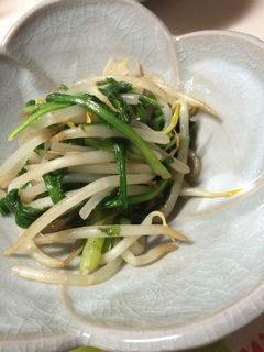 もやしと春菊のバター醤油炒め-レシピのメイン写真