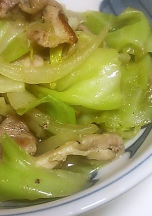 鶏肉とキャベツのバター醤油蒸し煮-レシピのメイン写真