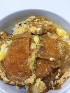 5分で完成♡コロッケの卵とじ丼-レシピのメイン写真