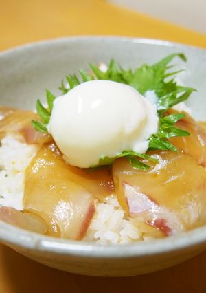 鯛の手こね寿司風丼。。。-レシピのメイン写真
