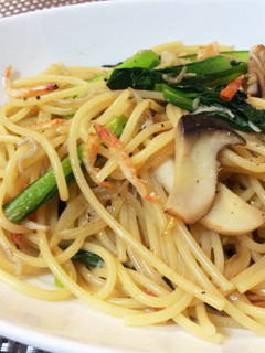 麺つゆで小松菜としらすの簡単和風パスタ♪-レシピのメイン写真