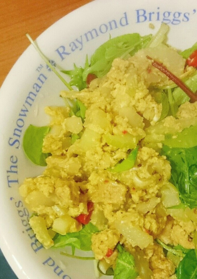 簡単！タイカレーとセロリのふんわり卵炒め-レシピのメイン写真