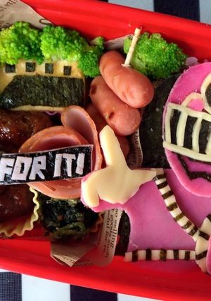 キャラ弁 トッキュウ1号弁当-レシピのメイン写真