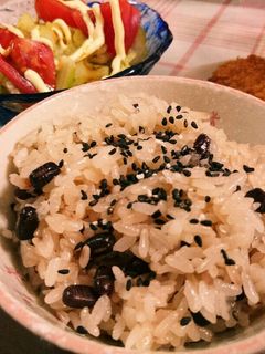 ご飯も小豆も潰れない!もちもちお赤飯-レシピのメイン写真