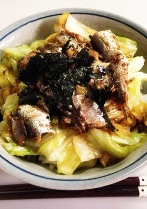 お昼に♩春キャベツとオイルサーディンの丼-レシピのメイン写真