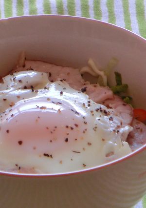 ✿朝ごはんに✿すぐできる！ハムエッグ丼-レシピのメイン写真