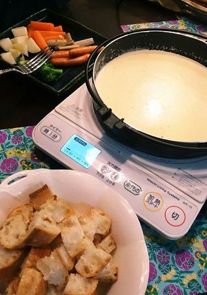 子ども達が大好きなチーズフォンデュ-レシピのメイン写真