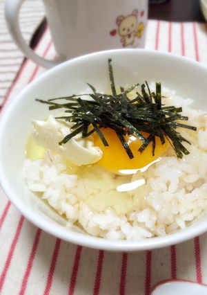 バター乗せ卵かけご飯【朝食】-レシピのメイン写真