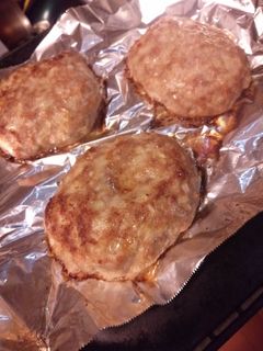 両面焼きガスグリルでふっくらハンバーグ-レシピのメイン写真