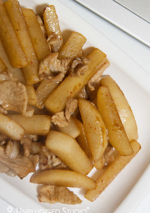 男の大根と豚肉の醤油炒め。-レシピのメイン写真