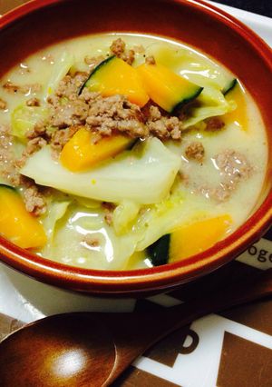 簡単！ひき肉と春キャベツのクリーム煮風-レシピのメイン写真