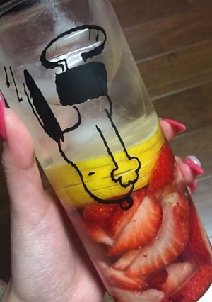 デトックスウォーター いちごレモン-レシピのメイン写真