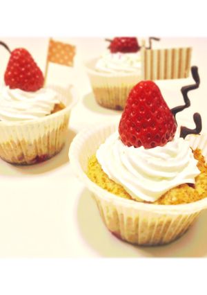 お手軽☆いちごのカップケーキ-レシピのメイン写真