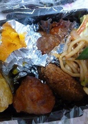 マルちゃん焼きそばでお弁当-レシピのメイン写真