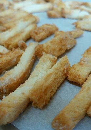 食パン使って簡単ラスク♪(バター無し)-レシピのメイン写真