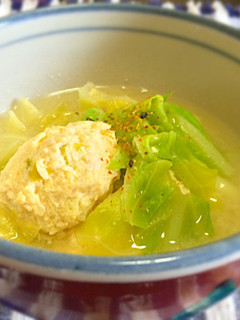 春キャベツと鶏ささみつくねの お味噌汁-レシピのメイン写真