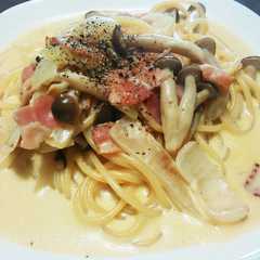 しめじとベーコンのクリームチーズパスタ♪-レシピのメイン写真