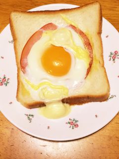 目玉焼きトースト-レシピのメイン写真