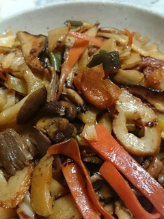 キクイモ、4種キノコなど激旨の油炒め-レシピのメイン写真