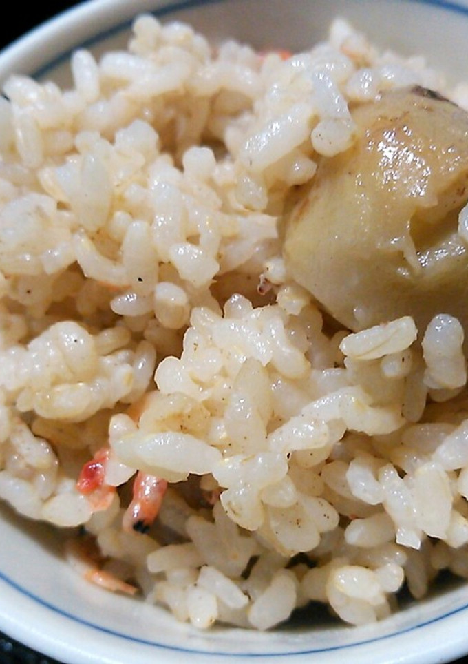里芋と桜エビの炊き込みご飯-レシピのメイン写真