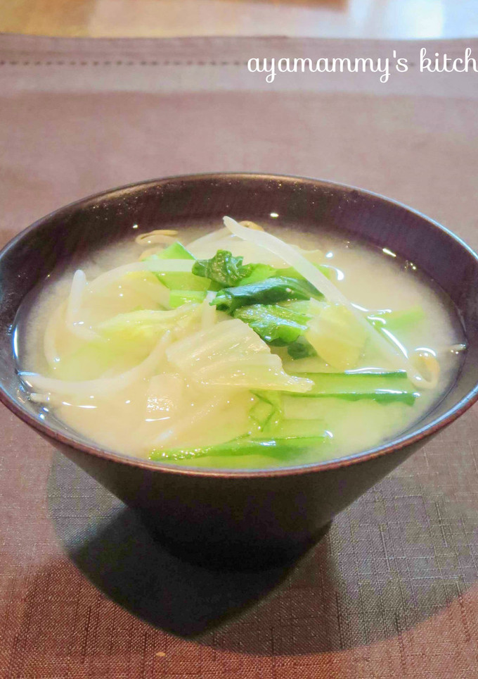 もやしと小松菜と白菜のお味噌汁✿-レシピのメイン写真