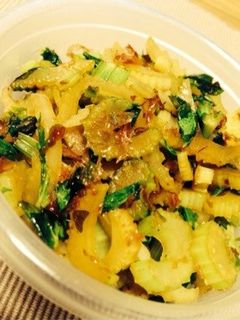 お弁当にも♪セロリの炒め物-レシピのメイン写真