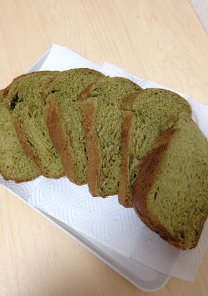 ふっくらふわふわほうれん草のパン-レシピのメイン写真